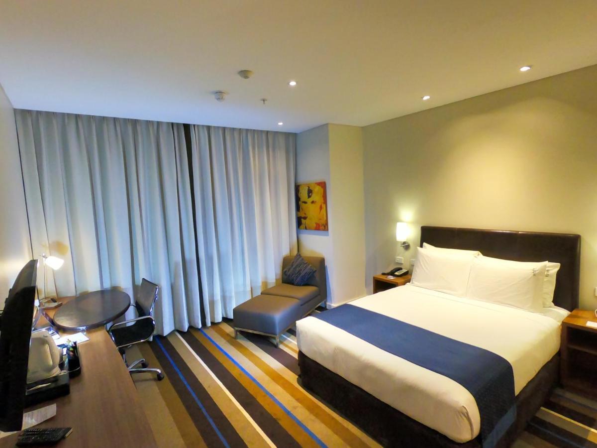 Holiday Inn Express Port Moresby By Ihg Exterior photo