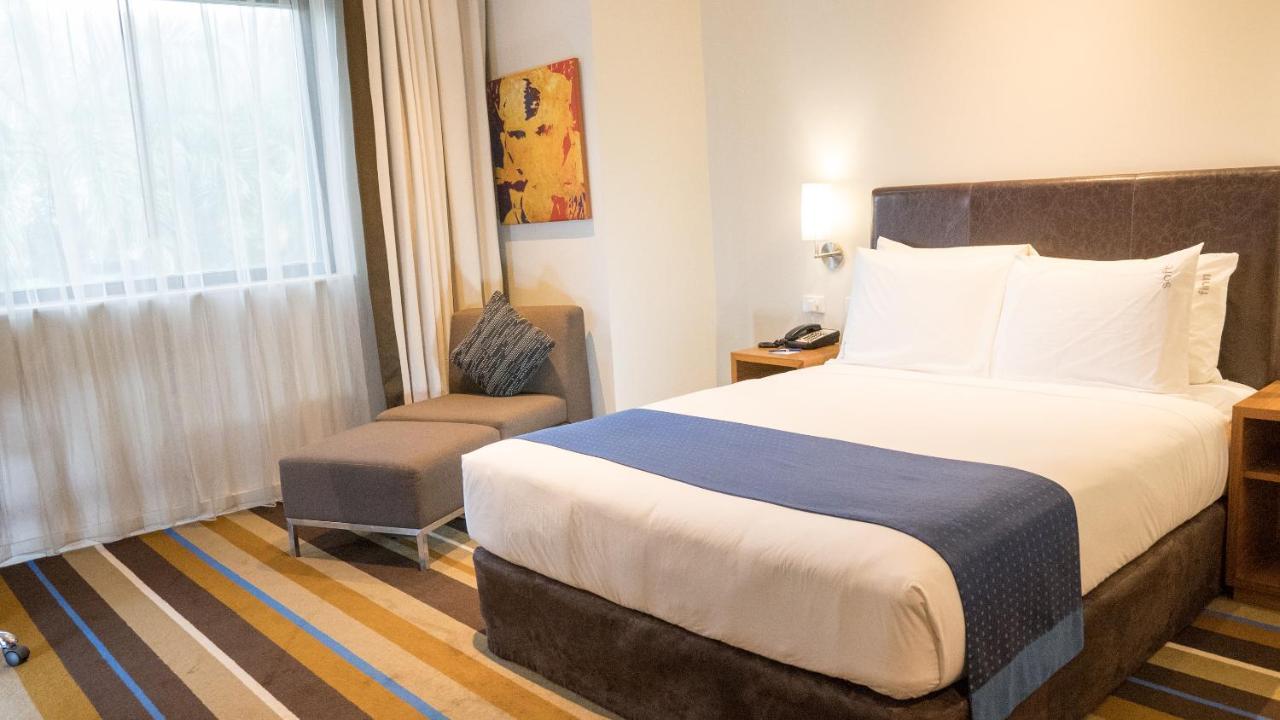 Holiday Inn Express Port Moresby By Ihg Exterior photo